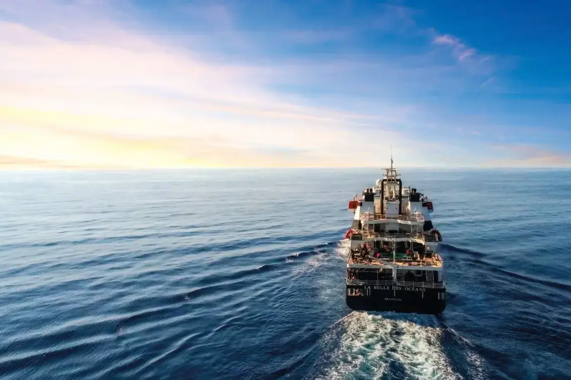 MV La Belle des Océans suit5.webp