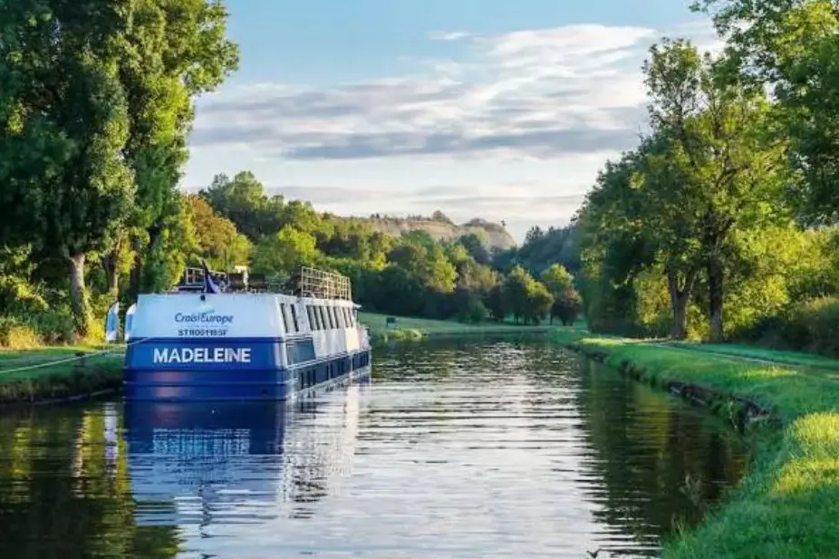 MS MADELEINE ship 2.webp