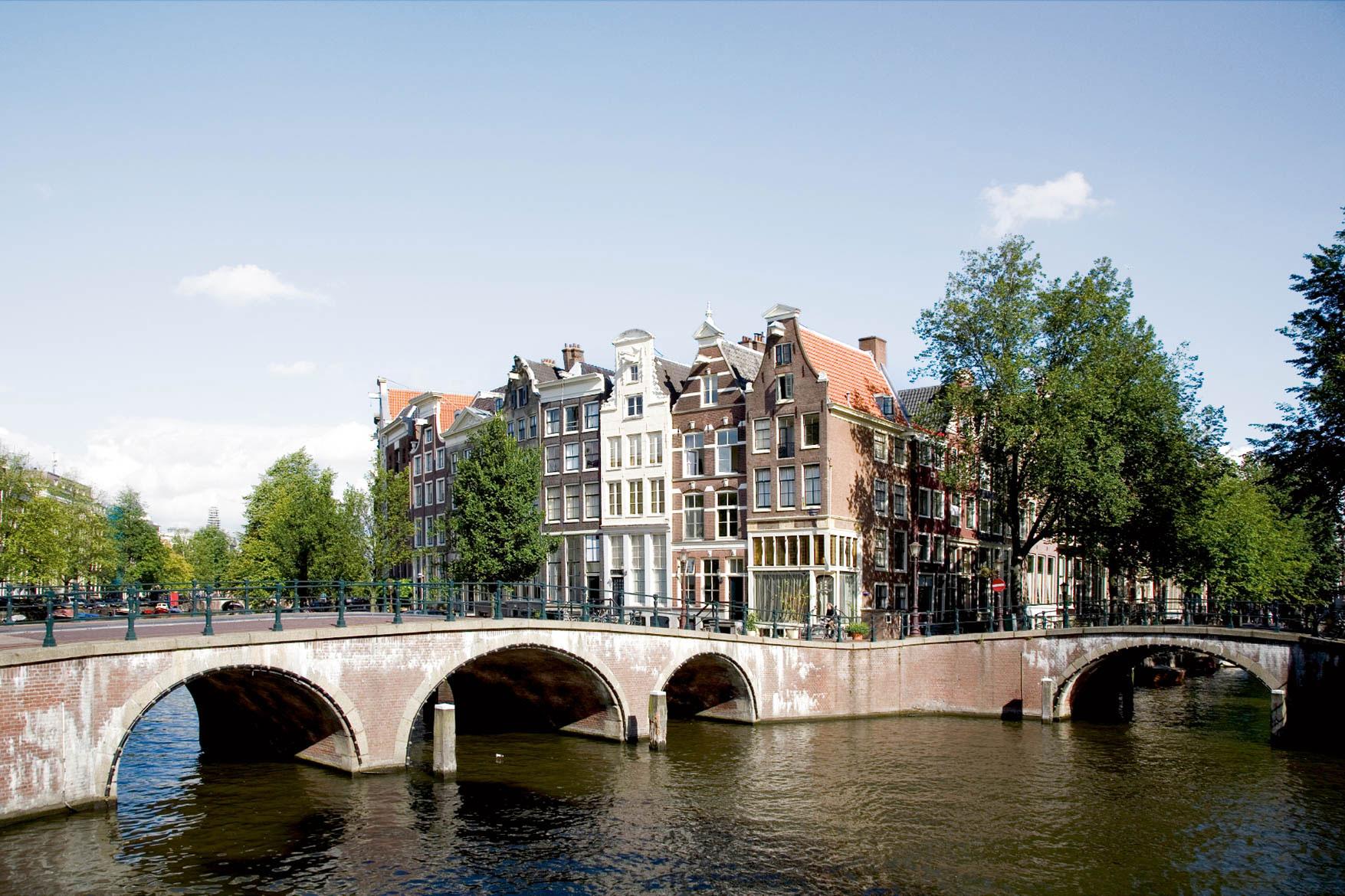 RN_DLX_AMSTERDAM_07__c__39L.jpg