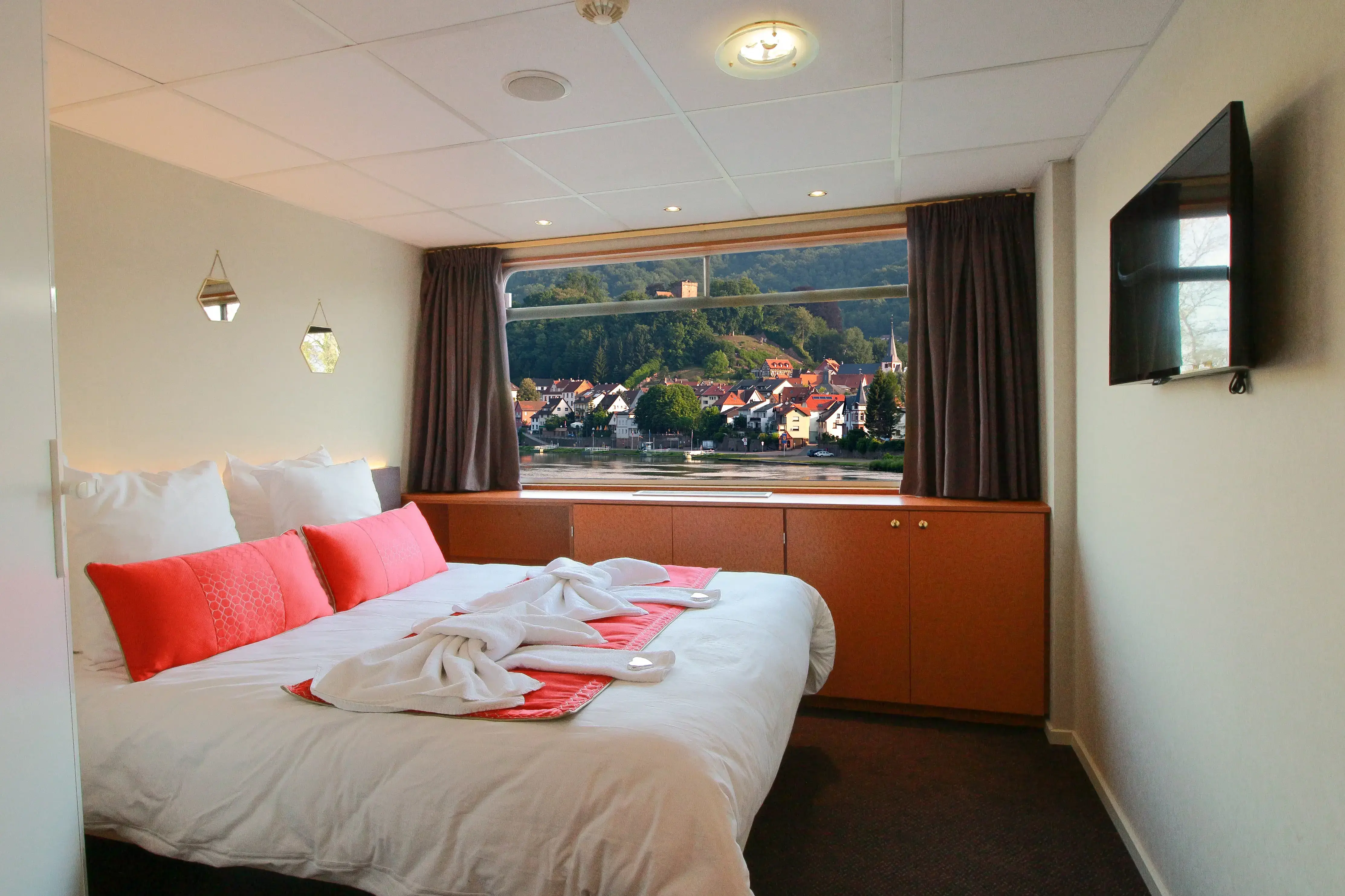 cabine-grand-lit-pont-intermediaire-ms-europe-danube-rhin-croisieurope