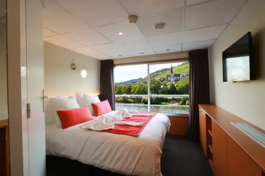 cabine-grand-lit-pont-superieur-ms-europe-danube-rhin-croisieurope