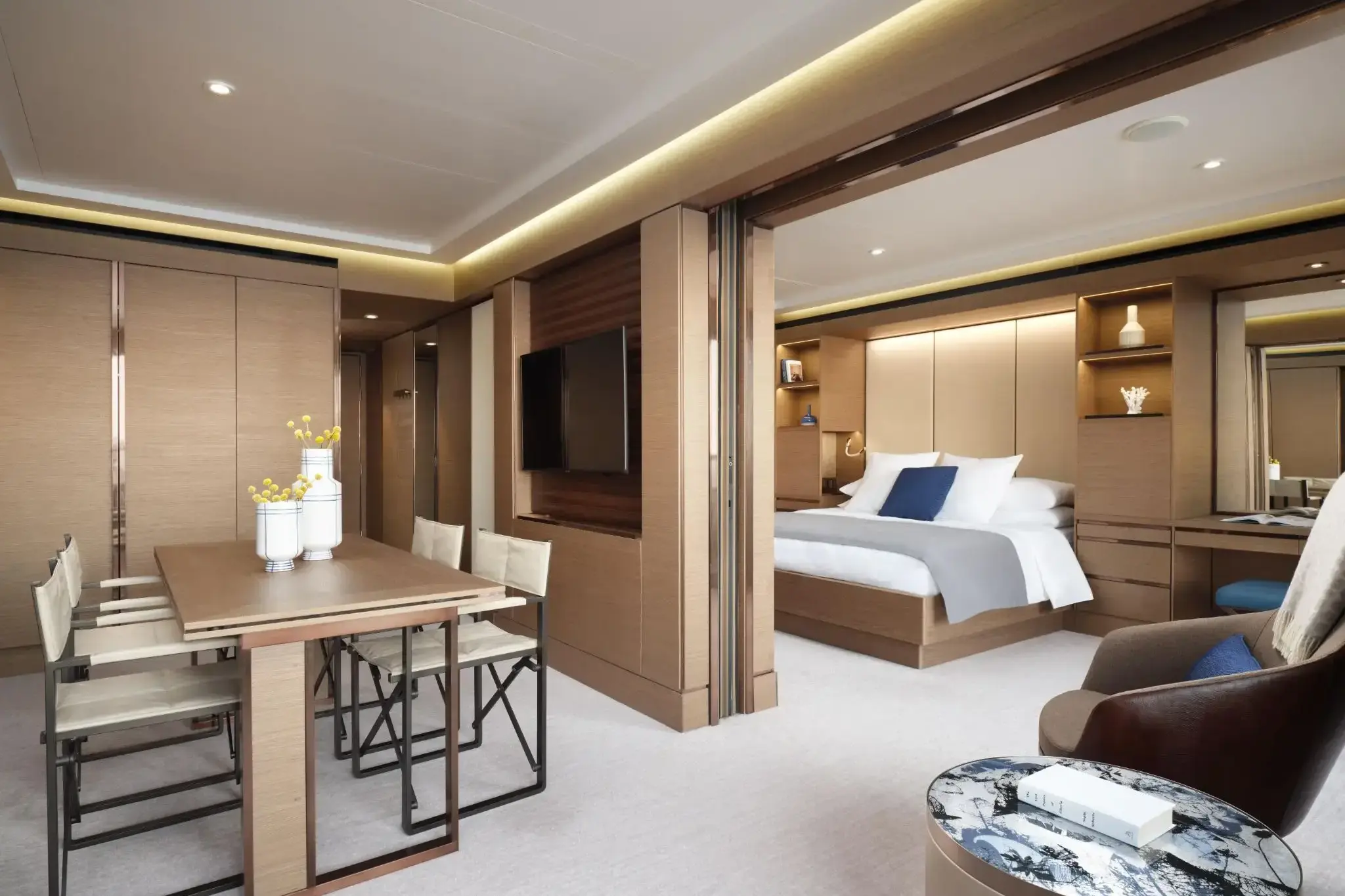 EV_2023_Terrace Suite Convertible_002-2.webp