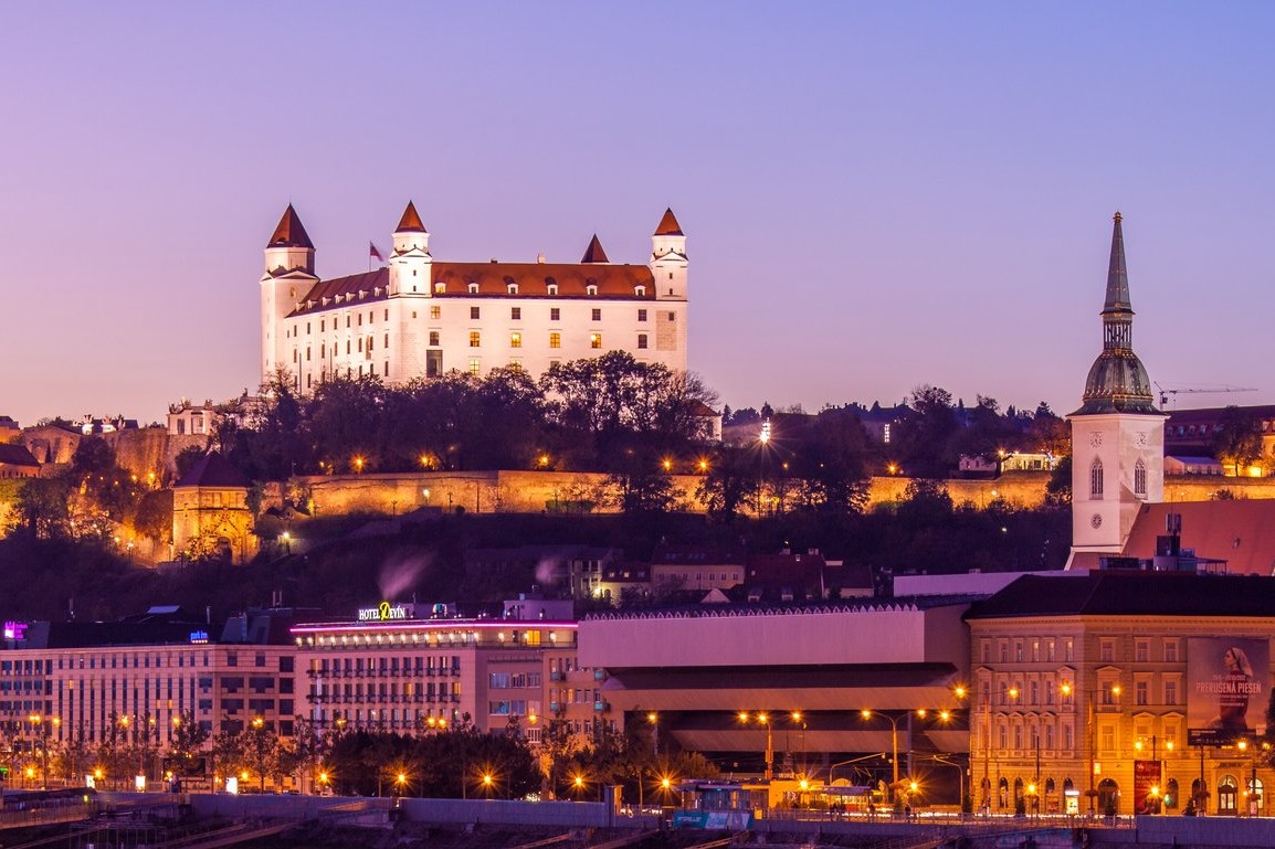 csm_AdobeStock_106407671_Bratislava_bd5e13a59e.jpeg