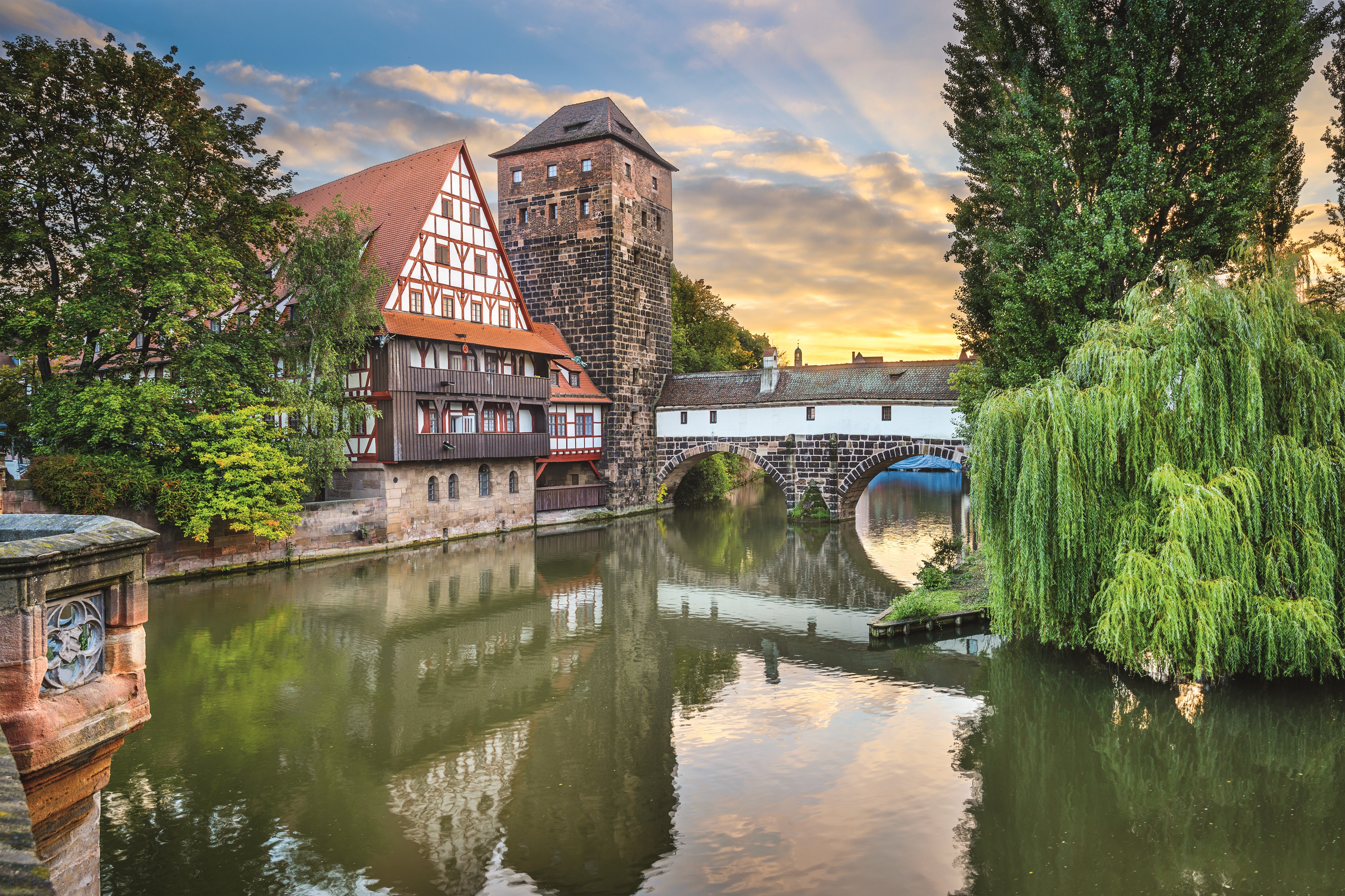 Lueftner_Cruises_Amadeus_Main_Germany_Nuremberg__c__c_LU274406816.jpg