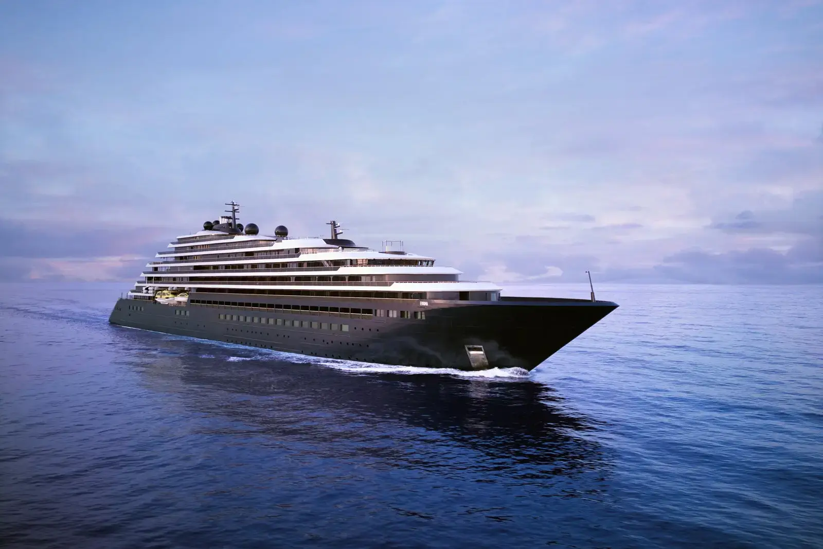 The Ritz-Carlton Yacht Collection: Evrima